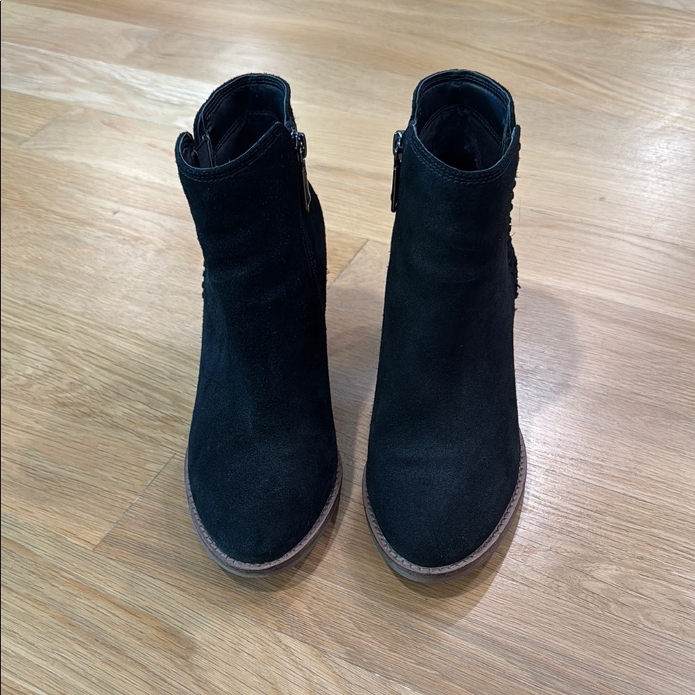 Blondo Black Waterproof Suede Bootie Size 8.5